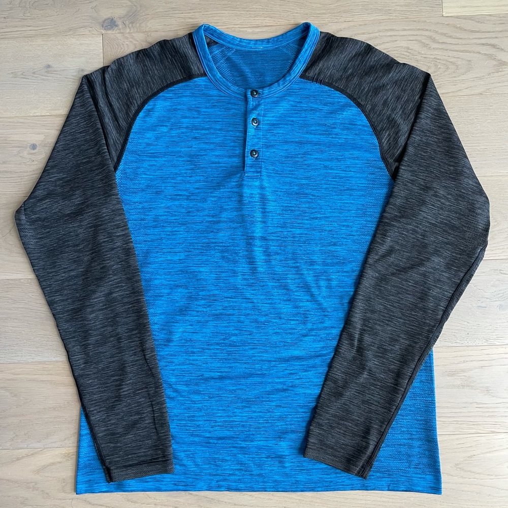 Lululemon Metal Vent Long Sleeve Henley Shirt Men’s Large Blue Black